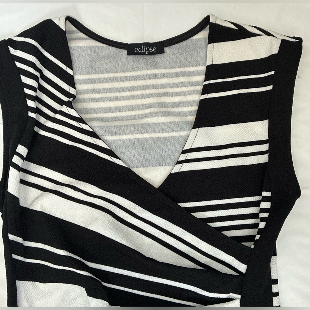 BLACK & WHITE STRIPED DRESS ECLIPSE SLEEVELESS - Picture 2 of 6